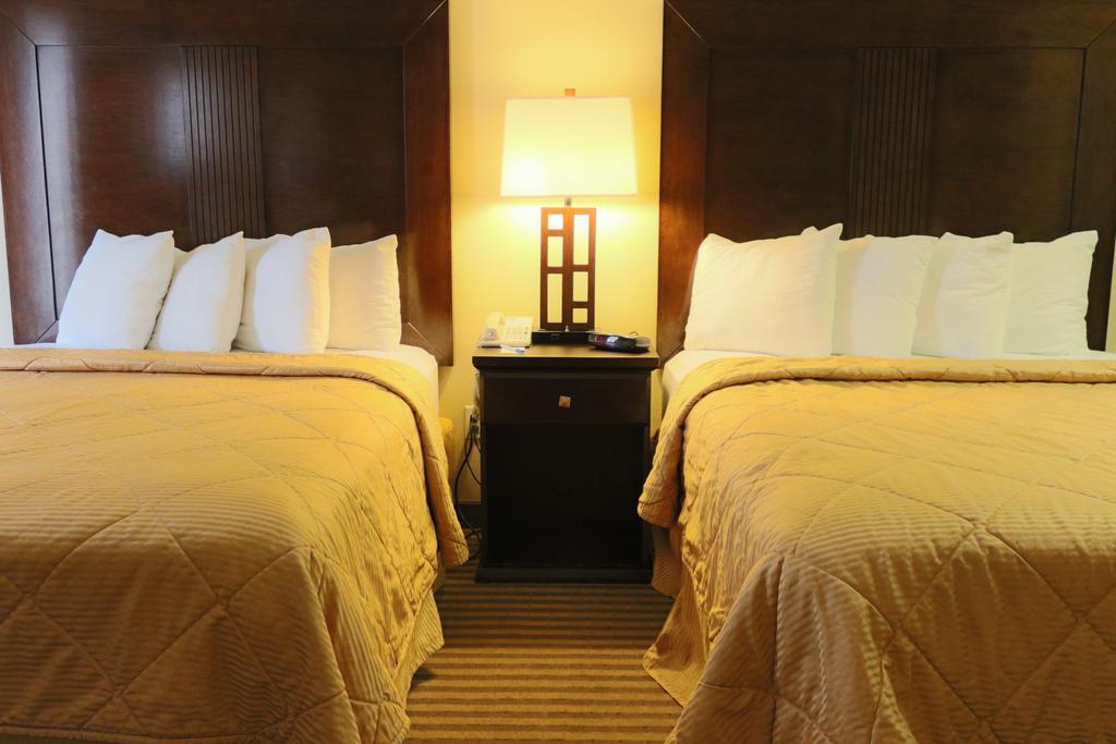 Frontier Hotel Houston Oda fotoğraf