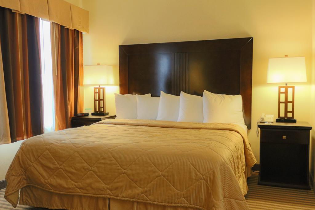 Frontier Hotel Houston Oda fotoğraf